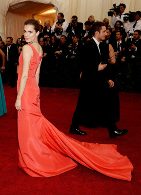 Allison Williams pic #697165