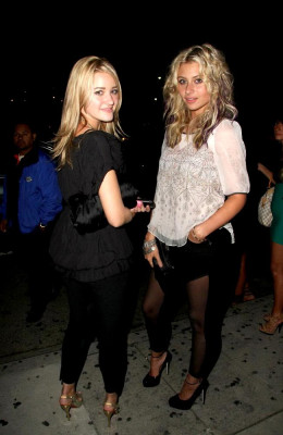 Aly and Aj pic #467442