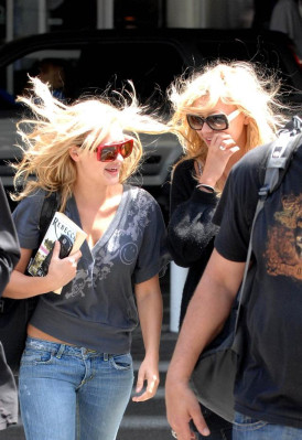 Aly and Aj pic #466732