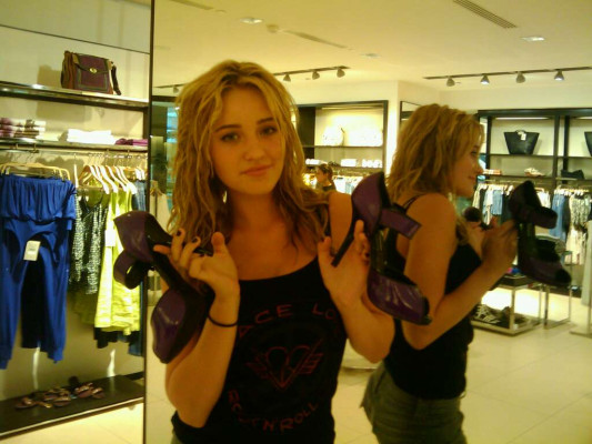 Aly and Aj pic #212545