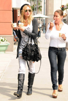 Aly and Aj pic #469600