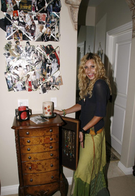 Aly and Aj pic #496053