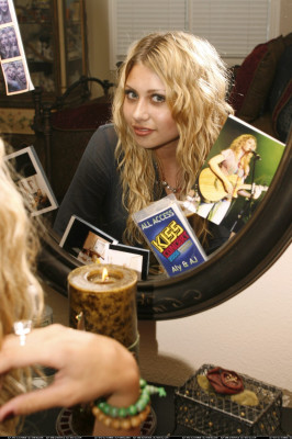 Aly and Aj pic #759119