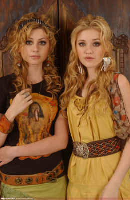 Aly and Aj pic #128583