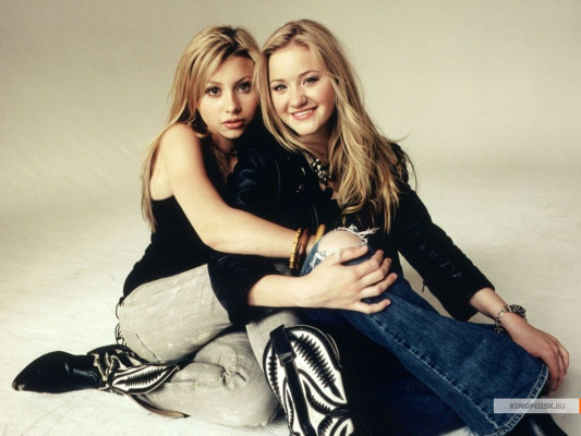 Aly and Aj pic #197107