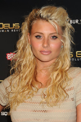 Alyson Michalka pic #398808