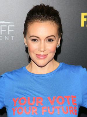 Alyssa Milano pic #1128117