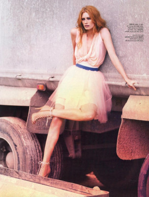 Alyssa Sutherland pic #946774
