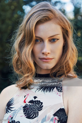 Alyssa Sutherland pic #918108