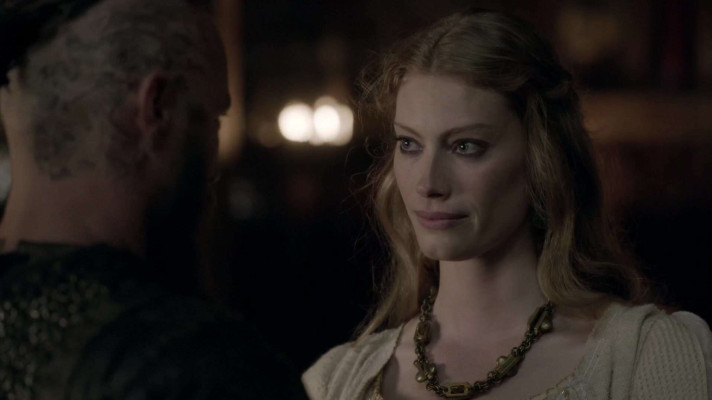 Alyssa Sutherland pic #915693