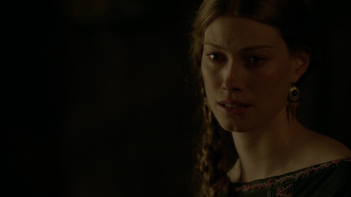 Alyssa Sutherland pic #940479