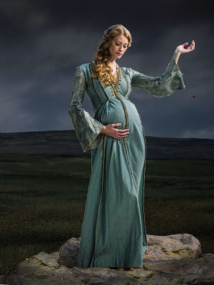 Alyssa Sutherland pic #935132