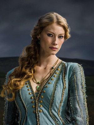 Alyssa Sutherland pic #935130