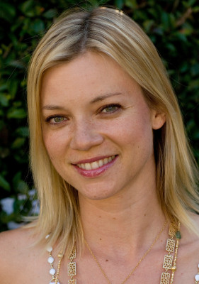 photo 26 in Amy Smart gallery [id206109] 2009-11-27 00:00:00