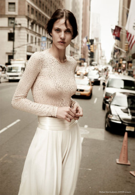 Aymeline Valade pic #396162