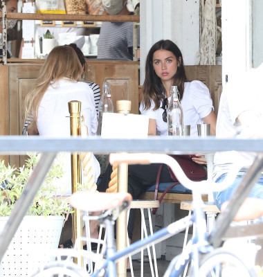 Ana de Armas pic #1235074