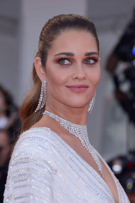 Ana Beatriz Barros pic #1063171