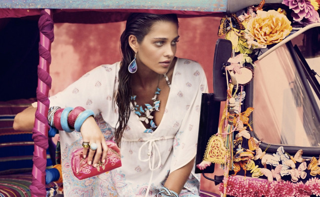Ana Beatriz Barros pic #370821