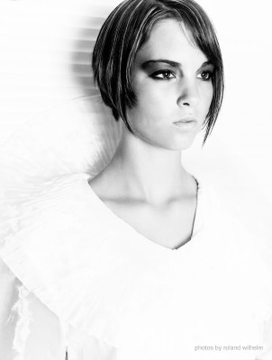 Andi Muise pic #256704