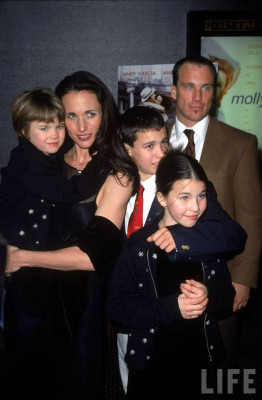 Andie Macdowell pic #185150