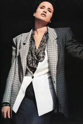 Andie Macdowell pic #375490