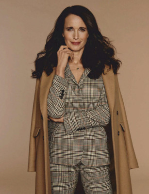 Andie Macdowell pic #1249017