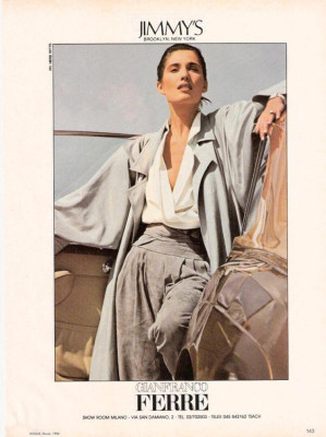 Andie Macdowell pic #1357095