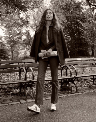 photo 26 in Andreea Diaconu gallery [id1297882] 2022-02-21 00:00:00