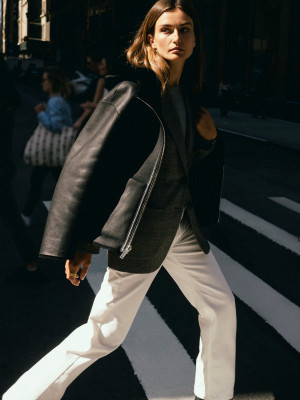 photo 11 in Andreea Diaconu gallery [id1339200] 2023-12-22 00:00:00