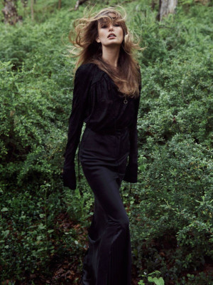 photo 14 in Andreea Diaconu gallery [id1291517] 2021-12-30 00:00:00