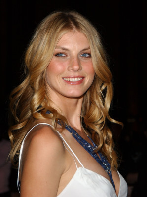 Angela Lindvall pic #141467