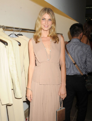 Angela Lindvall pic #532747
