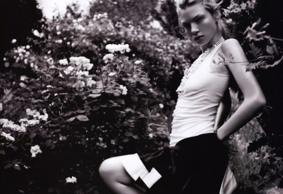 Angela Lindvall pic #8900