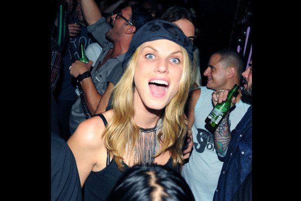 Angela Lindvall pic #566300