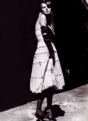 Angela Lindvall pic #5207