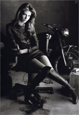Angela Lindvall pic #11255