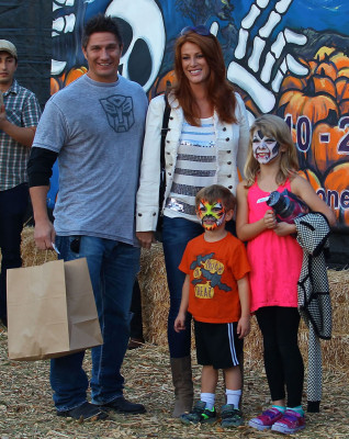 Angie Everhart pic #641972