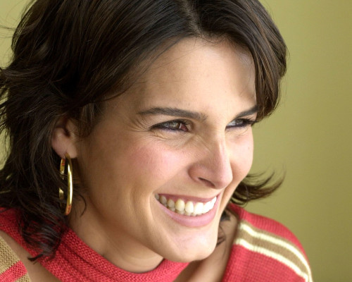 Angie Harmon pic #244023