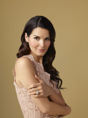 Angie Harmon pic #363927