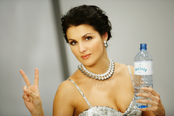 photo 17 in Anna Netrebko gallery [id191447] 2009-10-20 00:00:00