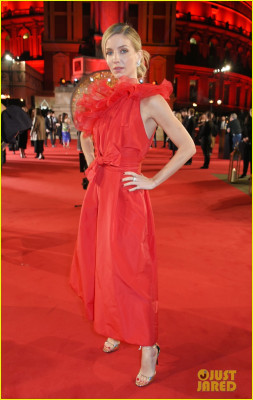 Annabelle Wallis pic #987379
