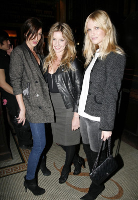 Annabelle Wallis pic #890571