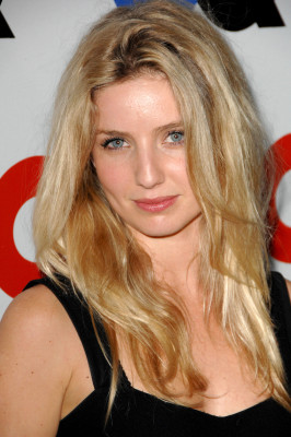 Annabelle Wallis pic #877591