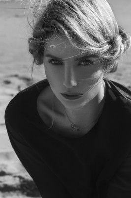 Annabelle Wallis pic #881577