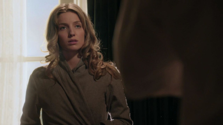 Annabelle Wallis pic #894316
