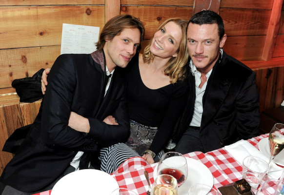Annabelle Wallis pic #888973