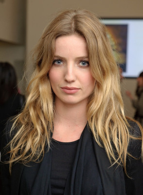 Annabelle Wallis pic #890254