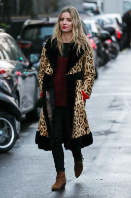Annabelle Wallis pic #1003580