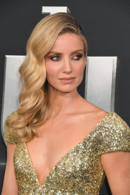 Annabelle Wallis pic #941609