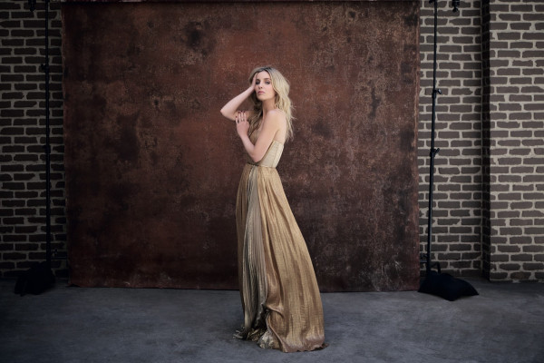 Annabelle Wallis pic #944568